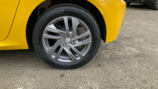 Peugeot 208 1.2 PureTech Active Premium 5dr Petrol Hatchback
